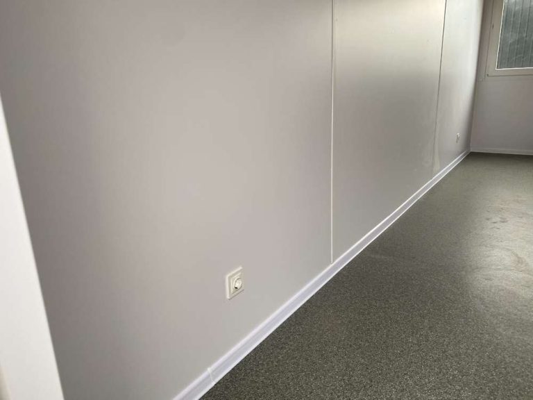 Contenedor de oficina 6,00 x 2,43 m