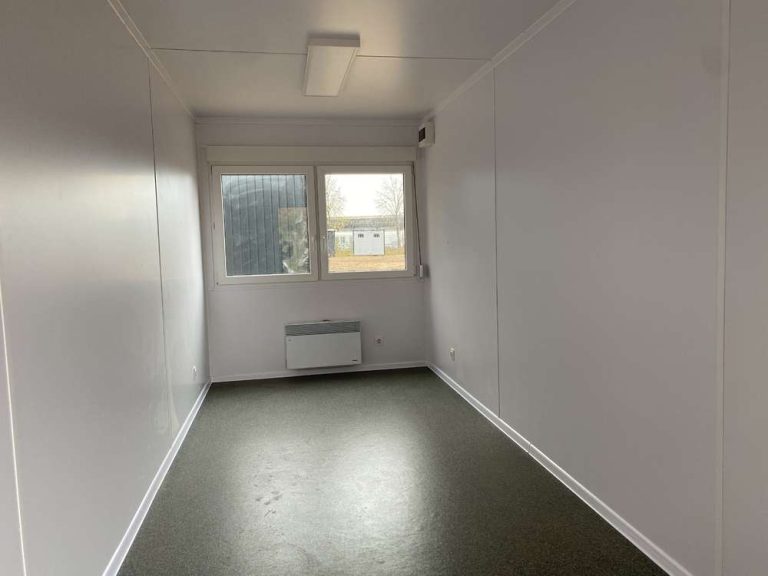 Contenedor de oficina 6,00 x 2,43 m